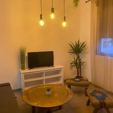 Agradable Adosado Con Zona De Aparcamiento Holiday home *
